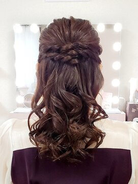 ヒャン(hyang) ゆるふわハーフアップ#ヘアセット#ヘアメ#西新井#ヨシンモリ