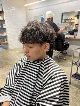 ザデイトウキョウ 表参道 青山(THE DAY TOKYO) ツイストスパイラル/メンズカット