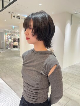 ビーハイブアヴェダ PARCO2店(BEHIVE AVEDA) 【yuuna】miniウルフ