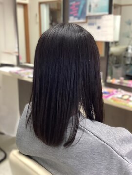 セミロングのストレート