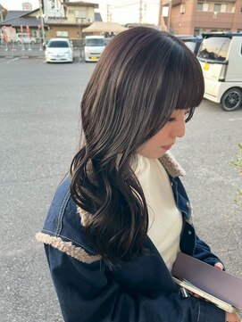 ツヤ髪巻き髪20代30代40代グレージュカラー