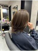 ミディアムレイヤースタイル