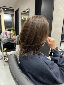 リル(RiLU) ミディアムレイヤースタイル