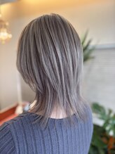 ニコヘアー(niko hair)&nbsp;ハイトーンなウルフレイヤー