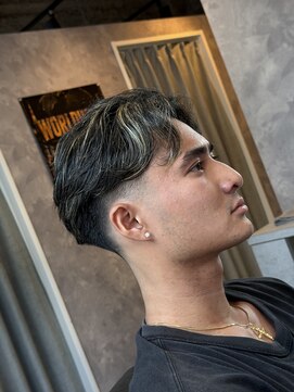 メグロバーバーショップロッポンギ 目黒六(MEGURO BARBER SHOP 6PPONGI) ハイライトメッシュ/Highlight mesh
