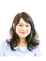 月のヒ 大人かわいい　セミロングゆる巻き