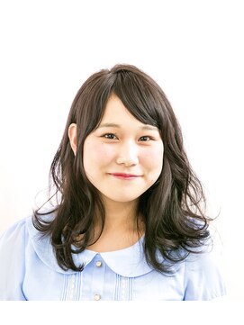月のヒ 大人かわいい　セミロングゆる巻き