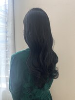 シェノン 西梅田(CHAINON)&nbsp;韓国小顔カットブルーブラックカラー、レイヤースタイル