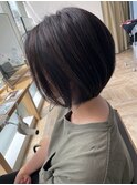収まり抜群ショートボブヘア