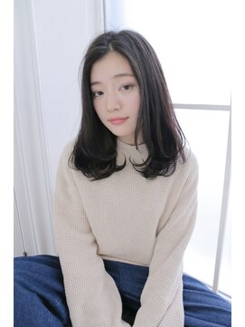 リビンバイアフロート(Livin by afloat) ダークアッシュセミロング