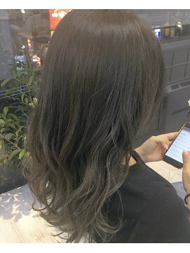 アルターシェリー(aL-ter che'rie) 【アルターシェリー佐藤】透明感が可愛い！アッシュベージュ♪