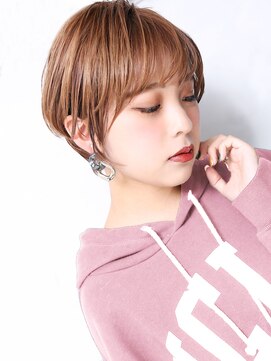 クラッチ 博多(CLUTCH) 大人可愛い小顔美髪ツヤ髪テラコッヘアくびれショートA2