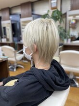 ラループ ヘアデザイン(la Loop Hair Design) 抜きっぱなし風ブリーチカラー