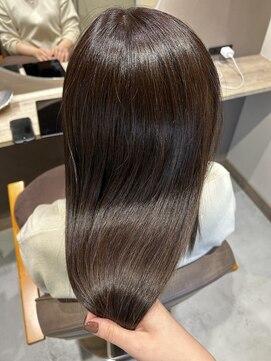 ミリィ 四日市(mily) 艶ブラウン