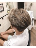 【MEN’S HAIR】外国人風ハイライトヘアー/束感ショート