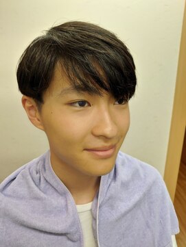 ヴェルデ シンバシ(VERDE SHINBASHI) マッシュ ショートボブ ツーブロック フェード ビジネススタイル