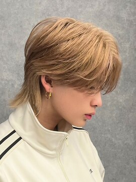 エルマーク 梅田(L-MARK) マッシュウルフメンズカットスセンターパートセンター分け