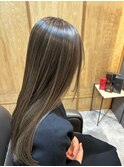 カット／カラー／ハイライト／トリートメント