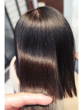 ヘアースタジオ ジェイワン(hair studio J ONE) 30代40代50代60代【強い癖毛】エアーストレートと和漢カラー