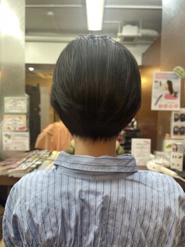 シェヴー(Cheveux) ショートボブ