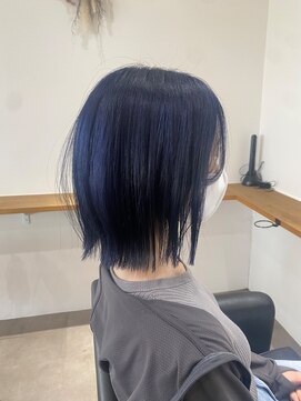 ブルーブラック