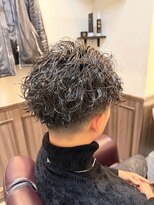 ミリオンバックス 上野(Million Bucks)&nbsp;無造作カール スパイラル<理容室>[メンズ/シェービング/上野]