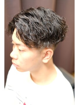 アモ(Amo) 【新富町】メンズビジネススパイラルパーマ