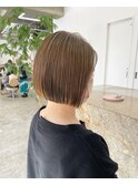 頭の形がキレイに見えるボブ