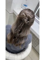 ヘイルジューシー(hail JUICY) リボン風カチモリハーフアップ