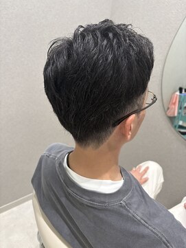 ロエ(Lowe') 夏短髪ヘア