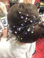 ヘアセットサロン プティ 神戸三宮(petit)&nbsp;大きめシニヨンスタイル