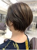 大人のショートにハイライトで楽ちんメンテナンス