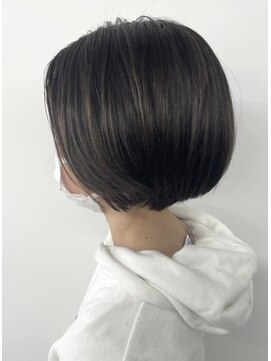 ビルド(build) 【小顔補正立体カット】ショート/新越谷 南越谷