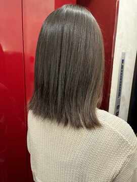 ダッチェス(DUCHESS) 程良いくすみ系ブルーアッシュ