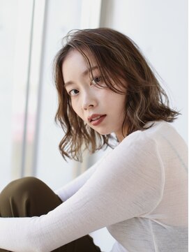 フェリチタ ひばりヶ丘(FELICITA) 大人カールミデ×白髪ぼかしハイライト