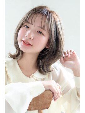 アールイーノウン 阿倍野区昭和町店(re; nown) 大人可愛い20代30代40代小顔ウルフレイヤーボブ丸みショートボブ