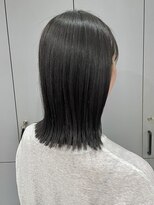 ウクラ バイ レシッド 池袋(uchla by rcid) 小顔ロブヘア×艶々オリーブカラー暗髪ネビージュワンレン顔周り