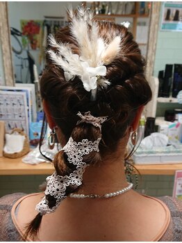 ヘアー ガーデン アンジュ(hair garden Ange)の写真/結婚式やお呼ばれなど大切な一日を華やかに彩るヘアセットをご提案！崩れにくく、可愛い仕上がりが大好評♪