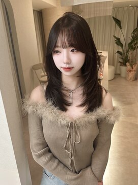 ヴェイナゴヤ(VEYY. nagoya) レイヤーカット/ワンカールレイヤー/顔周りカット/グレージュ