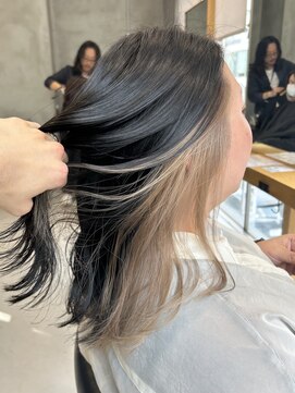 エリマ 調布(elima) インナーカラーイヤリングケアブリーチミルクティーベージュ