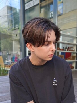 ニコ トウキョウ ヨコハマ(nico) メンズセンターパートニュアンスパーマ毛流れメンズパーマ刈上げ