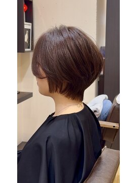 ヘアサロン トラヴィス(hair salon Travis) バッサリとイメチェンからの大人ショート