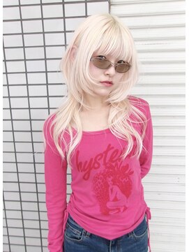 チクロヘアー(Ticro hair) @nkkn15 ハイトーン/レイヤーカット