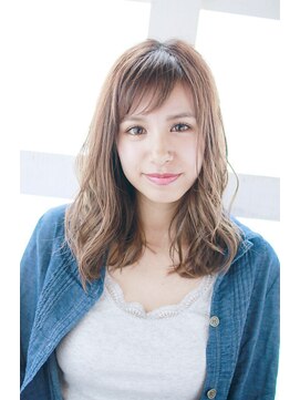 マーブルズ 横浜店(marbles) ミディアム透け感ゆるカール[横浜美容室30代40代50代]