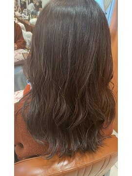 テトラ バイ ネオリーブ 横浜西口店(tetra by neolive) 柔らかさのあるグレージュ☆