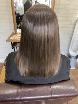 ライフ 四条畷店(Lyfe) ベージュロング_アースカラーくびれヘアツートンカラー_201