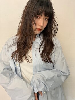 自然で馴染む、絶妙な変化。春のスタイルチェンジに！『らしく』なれる大人パーマStyle[南青山/表参道]