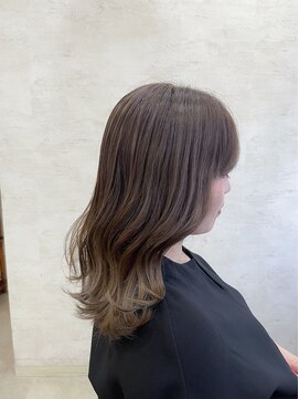 ジュノ(Jeuno) ナチュラルアッシュベージュ