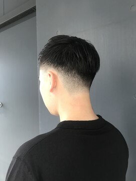 トリコ ヘアアンドケアスペース(trico hair&care space) ナチュラルフェード