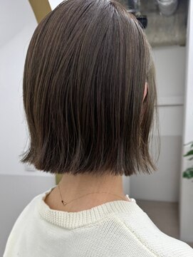 ナンバー ジルバ 立川(N° jillva) 外ハネボブ/韓国くびれミディ/髪質改善/縮毛矯正/酸性ストレート